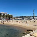 Charmant Studio Climatise Au Calme Proche Plage Et Palais Des Festivals