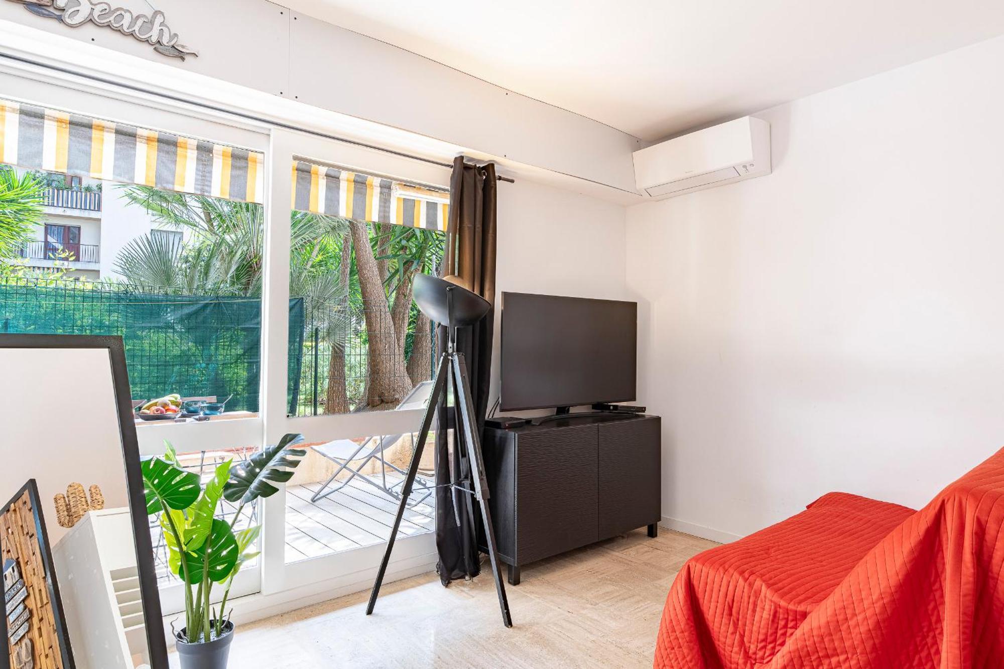 Climatise Au Calme Proche Et Palais Des Festivals Apartment *